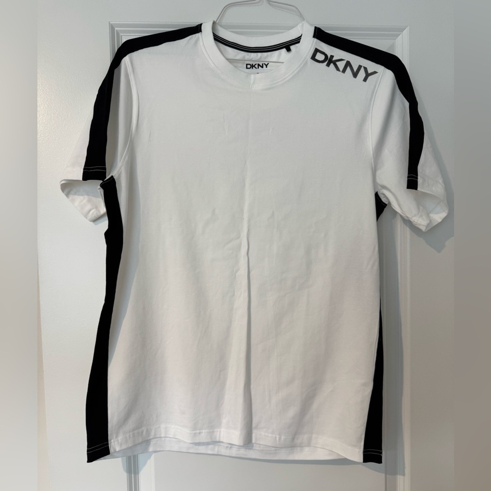 DKNY Men’s shirt
